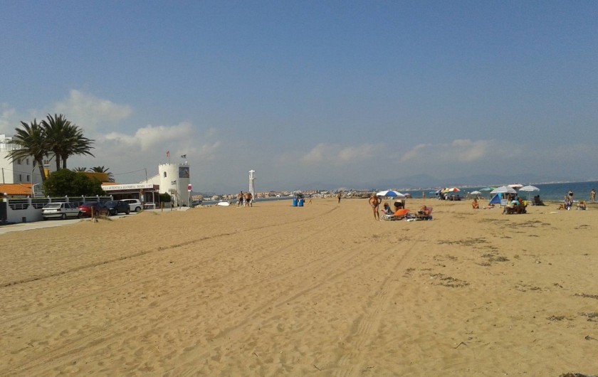 Location de vacances - Appartement à Dénia - La plage à 150 m de la résidence  avec restaurant  pas de circulation