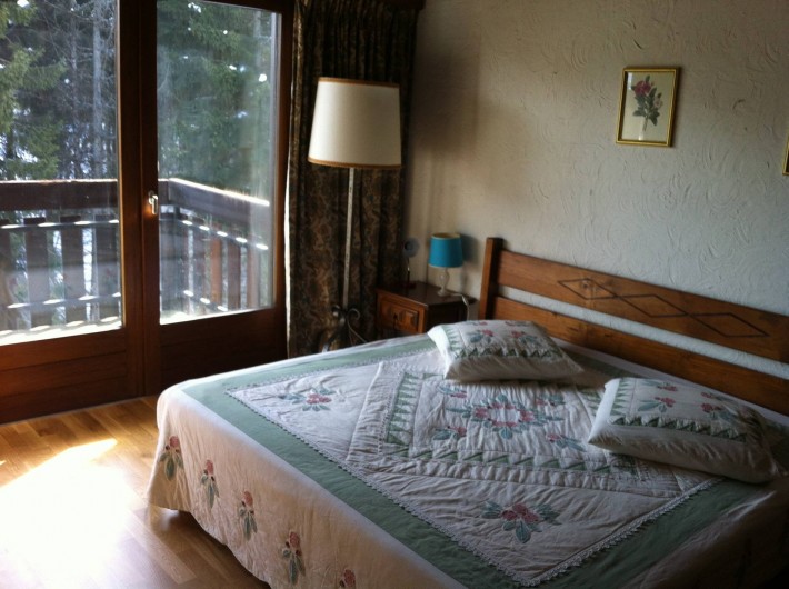 Location de vacances - Appartement à Combloux - Chambre vue Mont Blanc