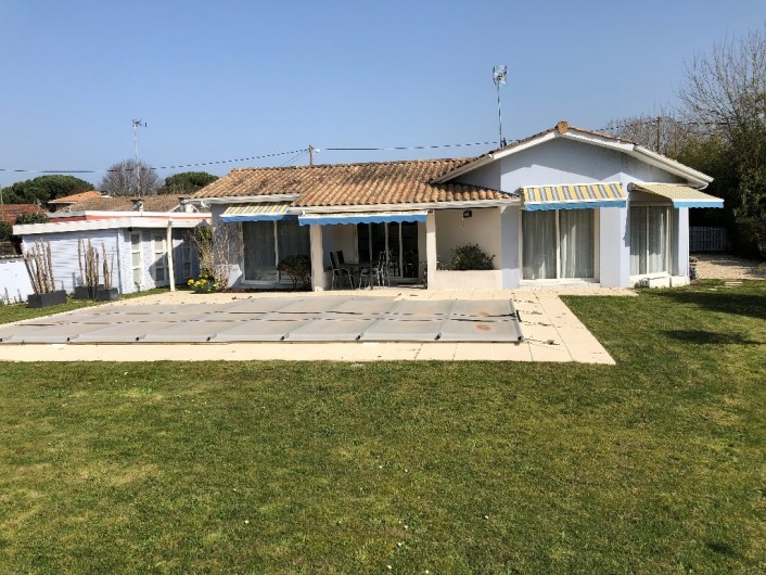 Location de vacances - Villa à Arès - bâche d'hivernage