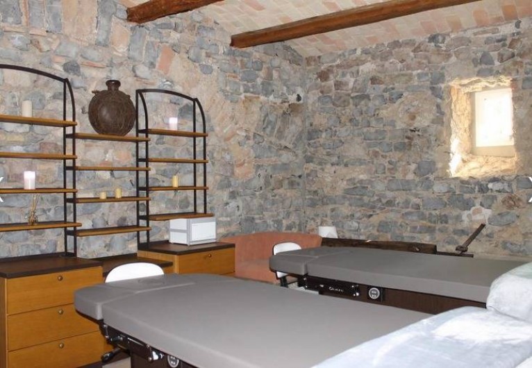 Location de vacances - Chambre d'hôtes à Saint-Félix-de-Pallières - Salle de massage