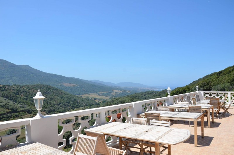 Location de vacances - Hôtel - Auberge à Fozzano - Terrasse découverte, vue sur le golfe de Propriano