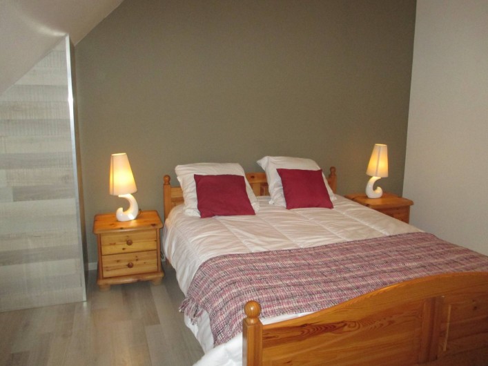 Location de vacances - Maison - Villa à Annecy - Gite n° 1 chambre lit 140