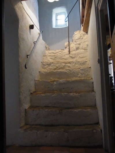 Location de vacances - Mas à Saint-Roman-de-Codières - Les escaliers