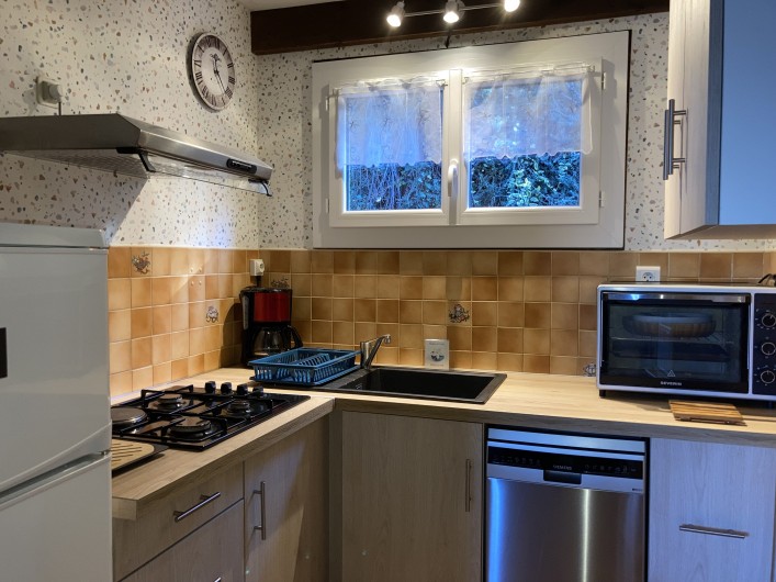 Location de vacances - Gîte à Artalens-Souin - Cuisine du gîte 2 le Gabizos