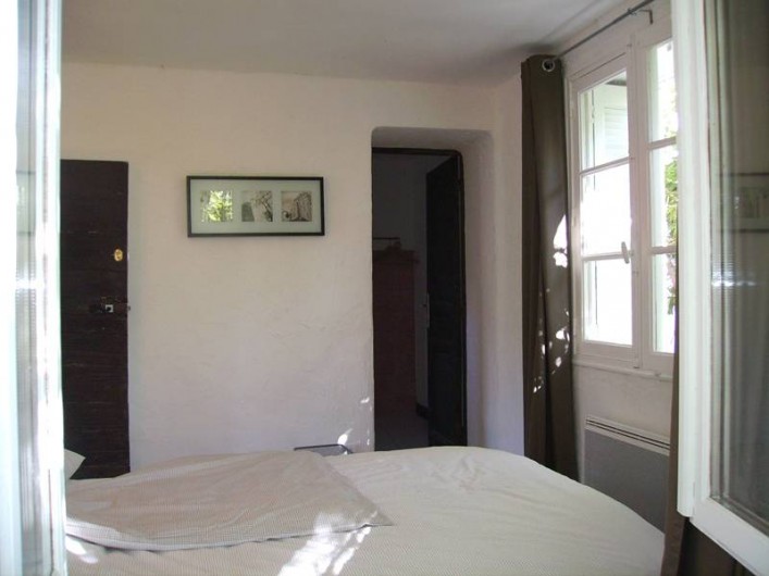 Location de vacances - Villa à Forcalquier - Chambre à coucher dans la maisonnette