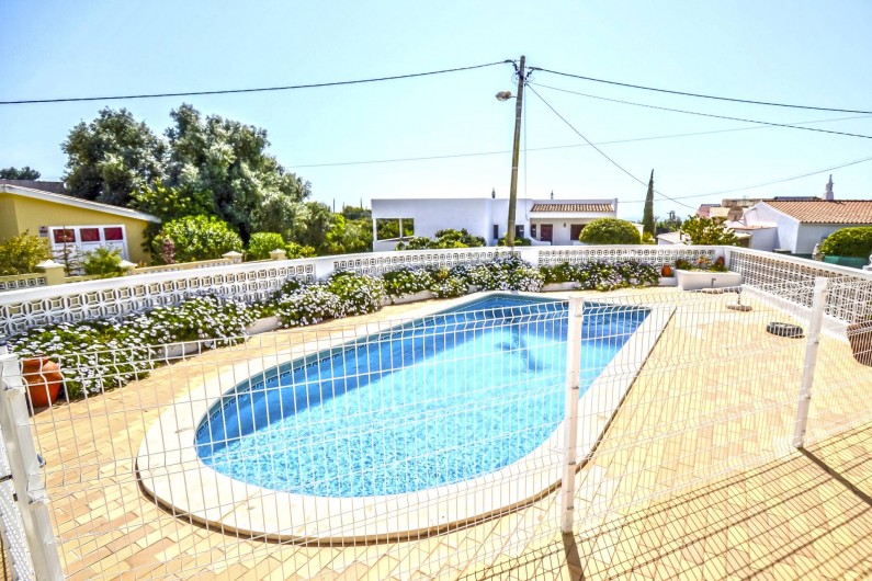 Location de vacances - Villa à Sesmarias - La piscine de la villa