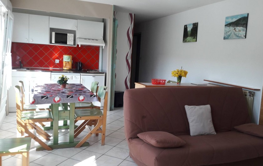 Location de vacances - Appartement à Girmont-Val-d'Ajol - salon et cuisine ouverte