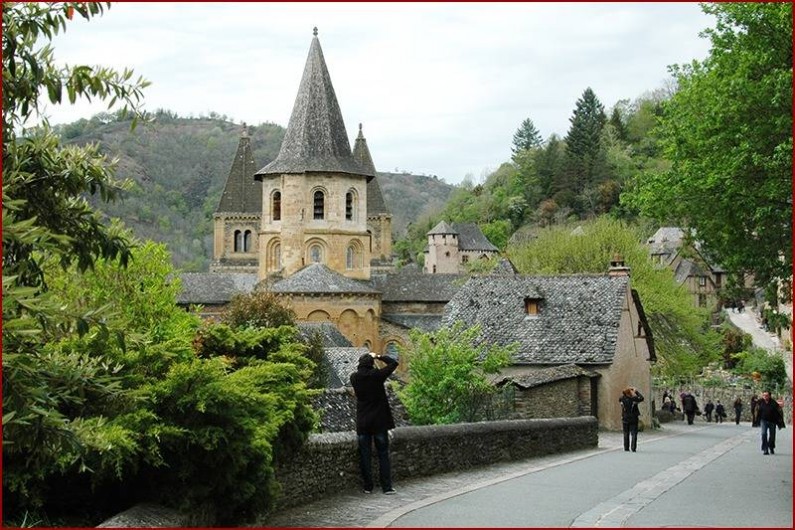 Location de vacances - Gîte à Conques-en-Rouergue - Conques-en-Rouergue, un des plus beaux villages de la France.