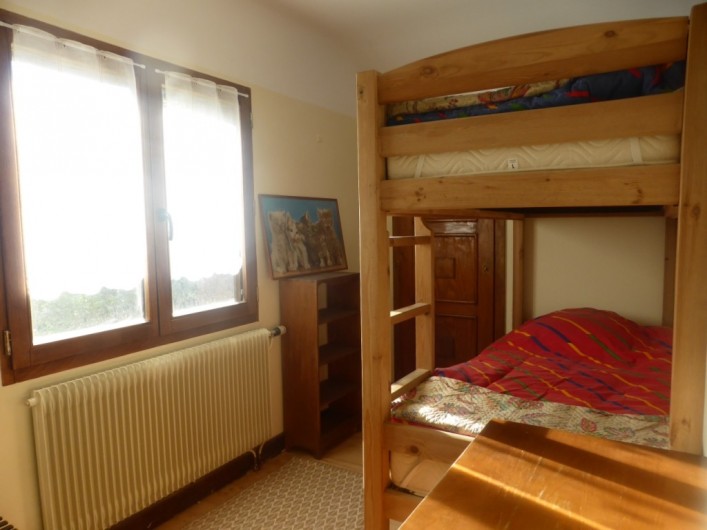 Location de vacances - Chalet à Combloux - Coin montagne avec lits superposées
