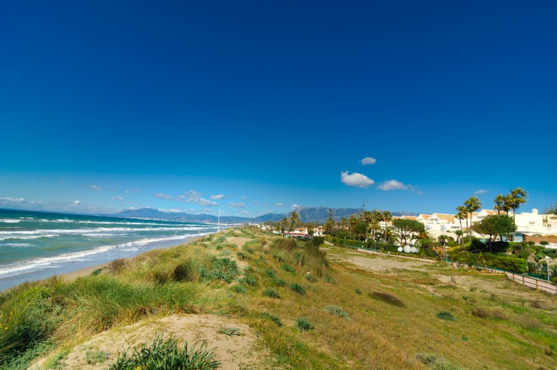 Location de vacances - Appartement à Marbella - Playa de la Vibora à seulement 150 m de l'appartement.