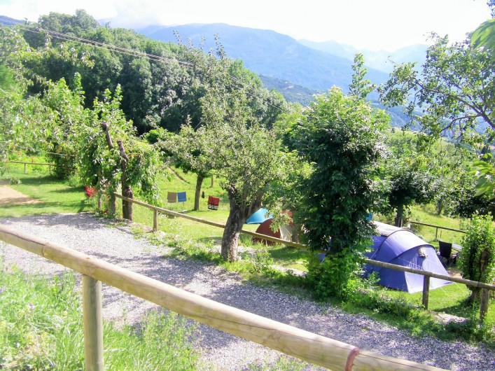 Location de vacances - Chalet à Saint-André-d'Embrun - Emplacement de tente