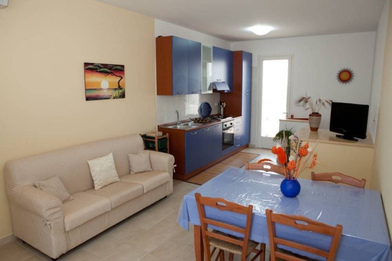 Location de vacances - Appartement à Torre Pali - cuisine ouverte/ salon