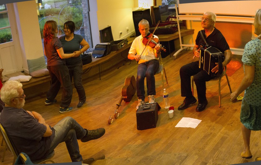 Location de vacances - Gîte à Argences - piste de danse