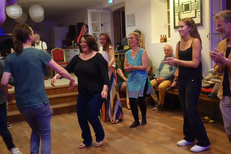 Location de vacances - Gîte à Argences - piste de danse