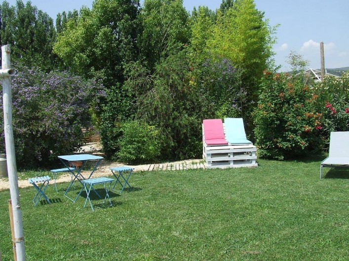 Location de vacances - Appartement à La Cadière-d'Azur - coin bronzette