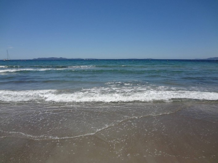 Location de vacances - Appartement à La Londe-les-Maures - sand beaches sable fin