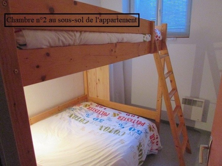 Location de vacances - Appartement à Cauterets - Chambre 2 avec 2 lits doubles superposés de 140 x 190 cm