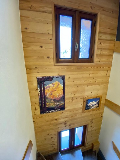 Location de vacances - Chalet à Pralognan-la-Vanoise - montée escalier