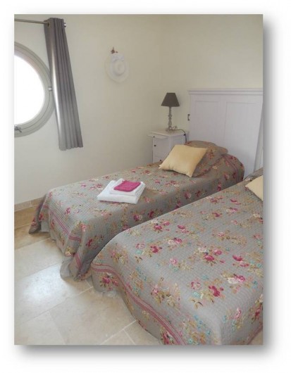 Location de vacances - Villa à La Redorte - Chambre 3, 2 lits simple à l'étage