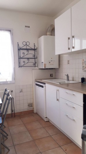 Location de vacances - Appartement à Sainte-Maxime - cuisine