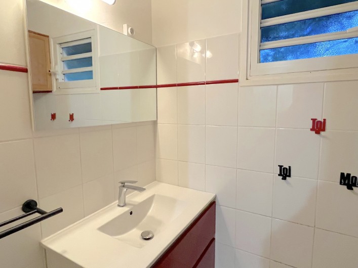 Location de vacances - Villa à Le Diamant - Salle de douche