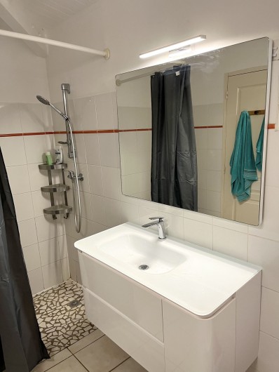 Location de vacances - Villa à Le Diamant - Salle de bain privative de Ti Punch (douche à l'italienne)