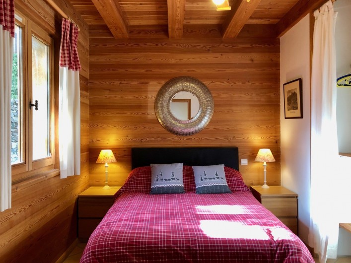 Location de vacances - Chalet à Vallouise - Ground floor double bedroom