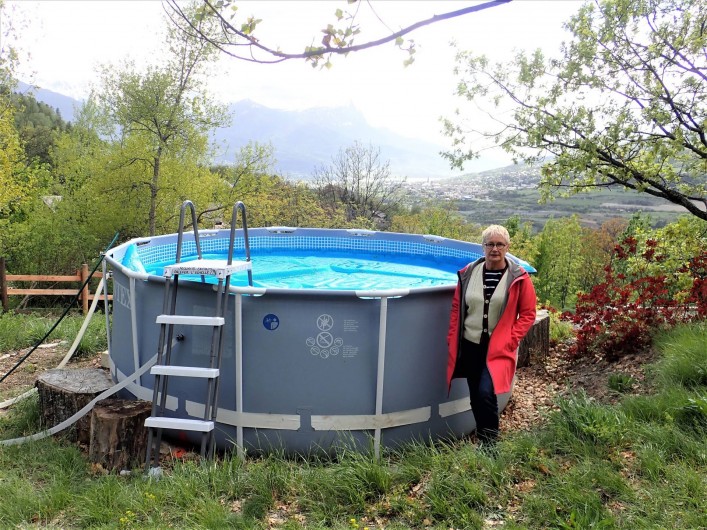 Location de vacances - Villa à Embrun - Petite piscine d'été (diamètre 4m, hauteur d'eau 1m): enfants, farniente..