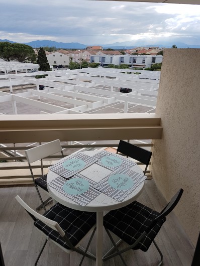 Location de vacances - Studio à Canet-en-Roussillon - balcon