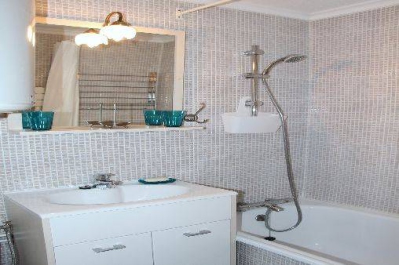 Location de vacances - Appartement à Cabourg - Salle de bain