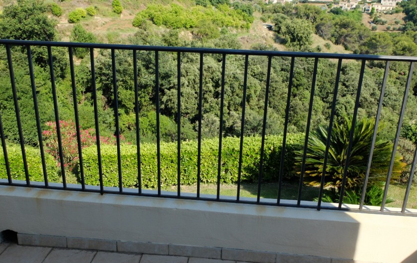 Location de vacances - Villa à Cagnes-sur-Mer - balcon chambre 4 Balcony room #4