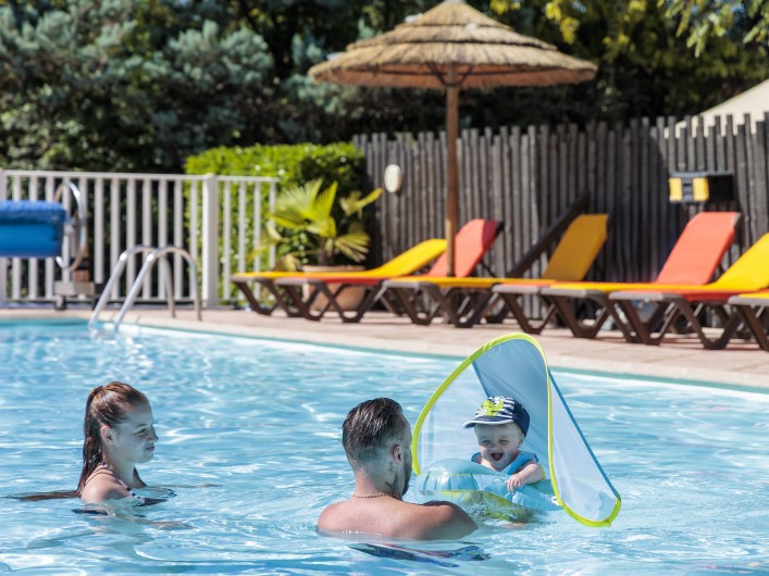 Location de vacances - Gîte à Ruoms - Détente piscine