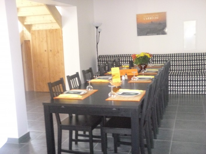 Location de vacances - Gîte à Ruoms - Salle à manger