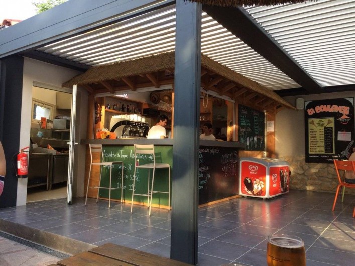 Location de vacances - Gîte à Ruoms - Restaurant Les paillotes