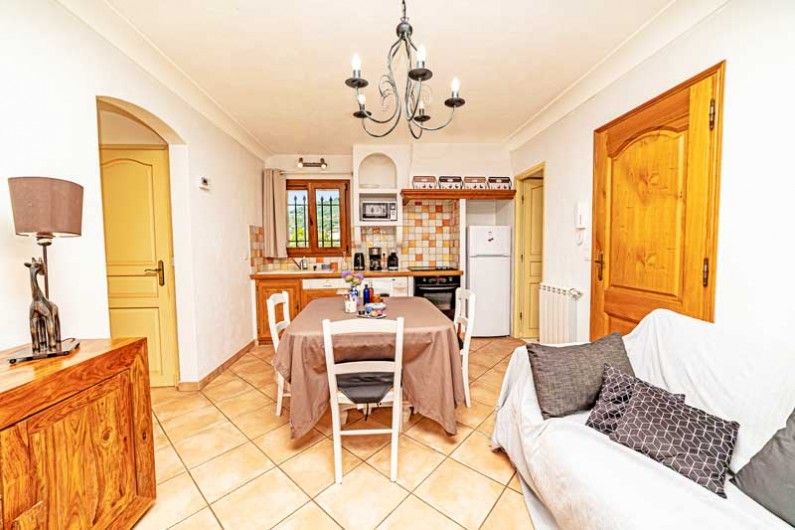 Location de vacances - Appartement à Le Bar-sur-Loup - INTERIEUR TOUT CONFORT