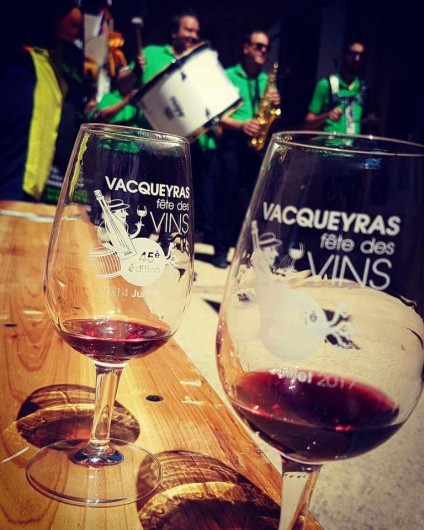 Location de vacances - Gîte à Vacqueyras - Fête du vin à Vacqueyras 13 et 14 juillet