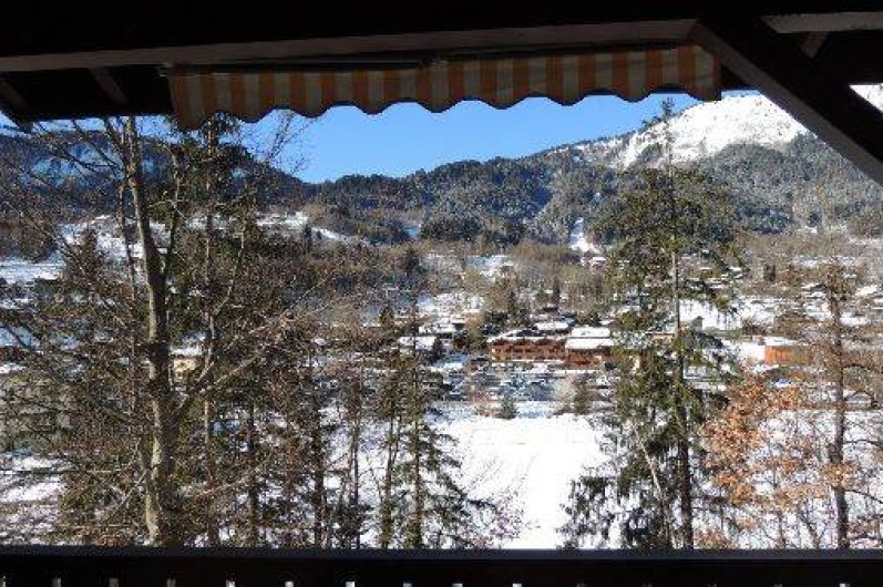 Location de vacances - Appartement à Les Houches - Le balcon en hiver télécabine DU PRARION proche