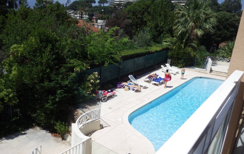 Location de vacances - Appartement à Cannes - deuxième piscine proche de l'appartement