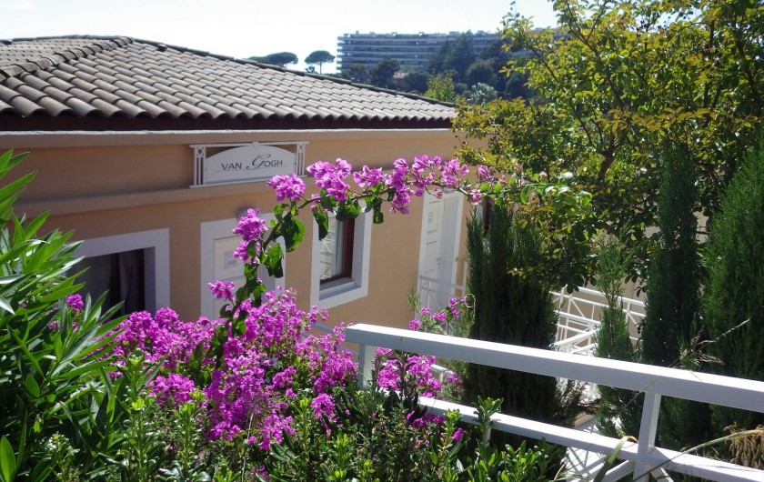 Location de vacances - Appartement à Cannes - vue du bâtiment