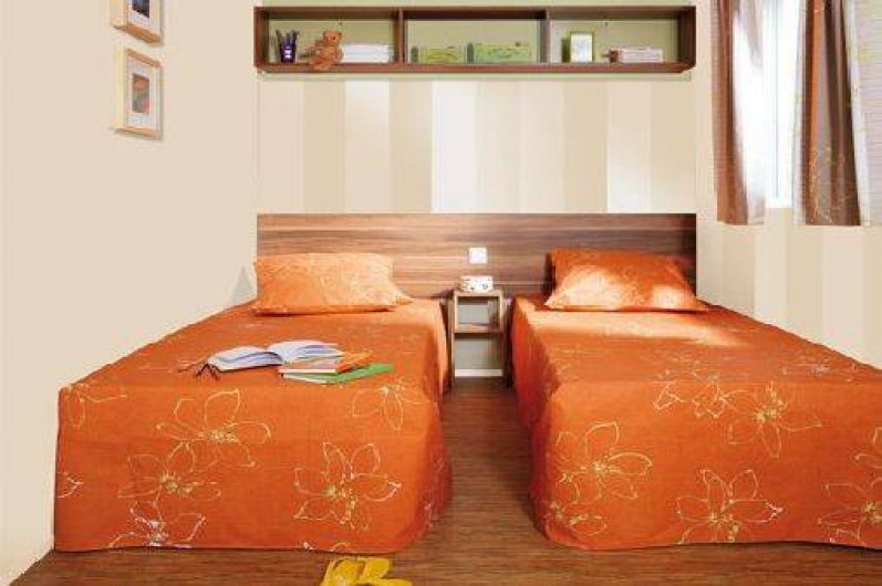 Location de vacances - Bungalow - Mobilhome à Ghisonaccia - 2 chambres petits lits