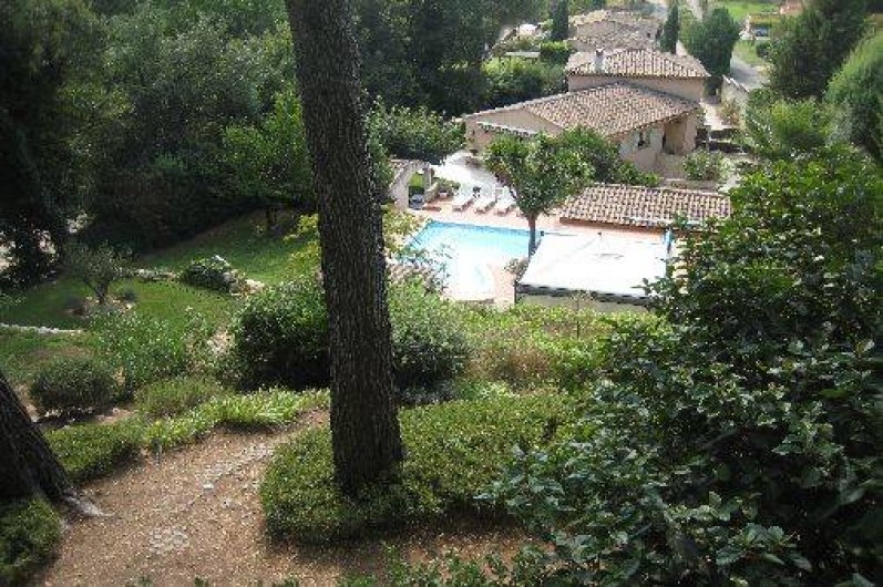 Location de vacances - Appartement à Aix-en-Provence - Vue plongeante de la propriété