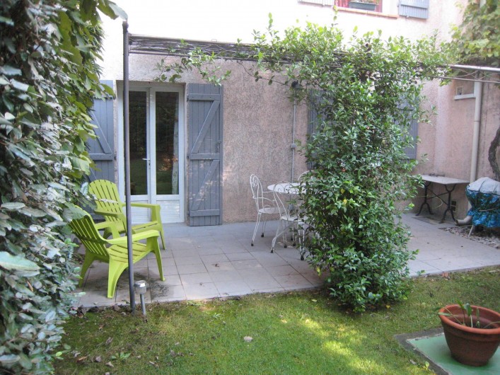 Location de vacances - Appartement à Aix-en-Provence - Terrasse avec barbecue