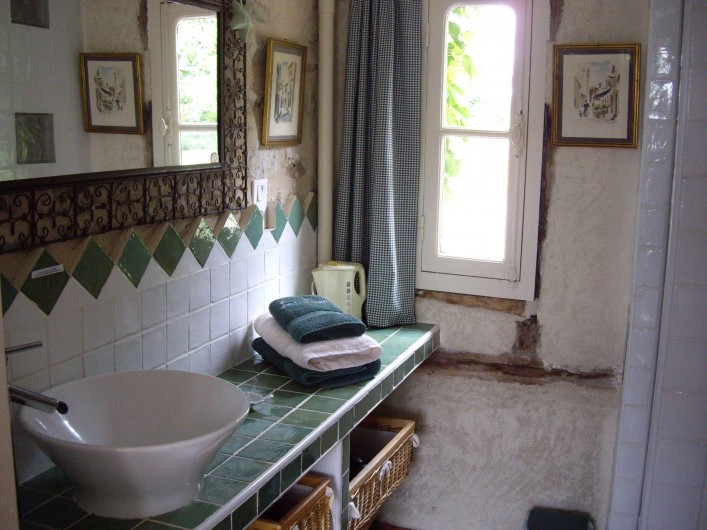 Location de vacances - Maison - Villa à Vitry-aux-Loges - salle douche  de la chambre 2