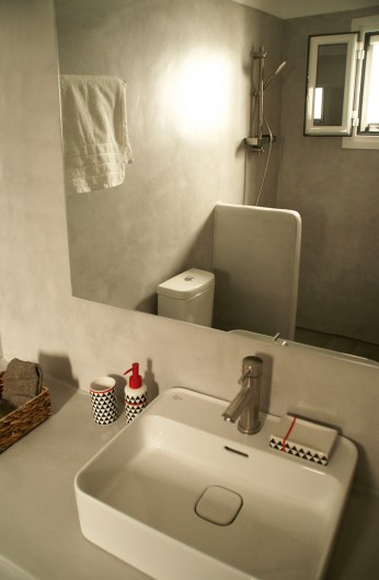 Location de vacances - Appartement à Livadi - Bathroom 2