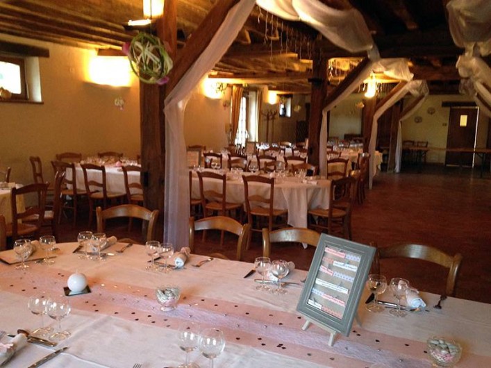 Location de vacances - Chambre d'hôtes à Champignelles - Tables pour un Mariage