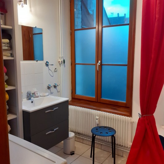 Location de vacances - Appartement à Saint-Valery-sur-Somme - salle de bain