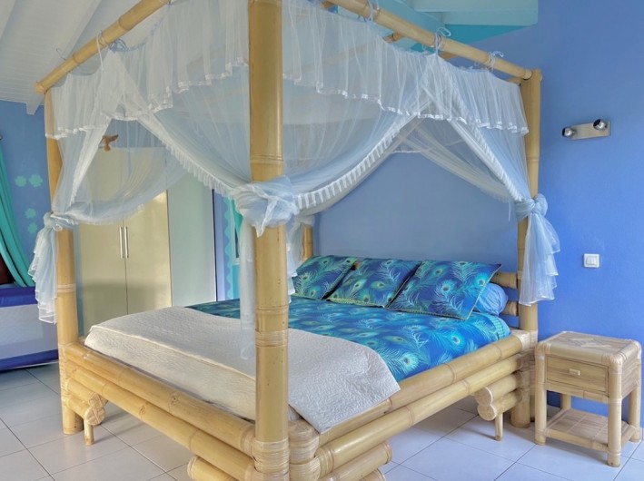 Location de vacances - Gîte à Le Gosier - Chambre XXL 128€ la nuit pour 2 personnes + 35€  la nuit par personne en +