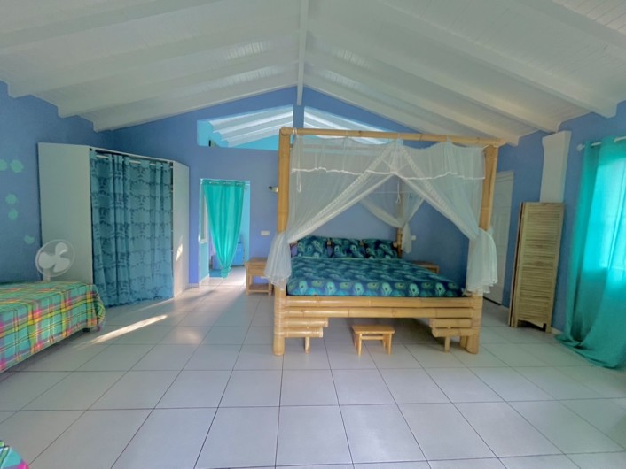Location de vacances - Gîte à Le Gosier - Chambre XXL 128€ la nuit pour 2 personnes + 35€  la nuit par personne en +