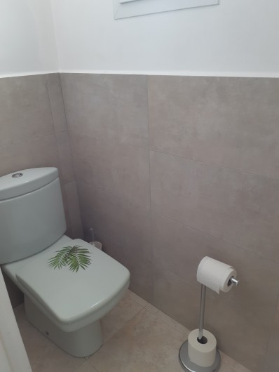 Location de vacances - Villa à Les Issambres - 2 toilettes identiques