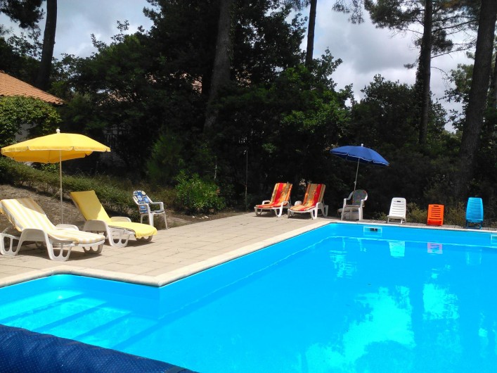 Location de vacances - Villa à Biscarrosse Plage - Piscine avec Terrasse soleil